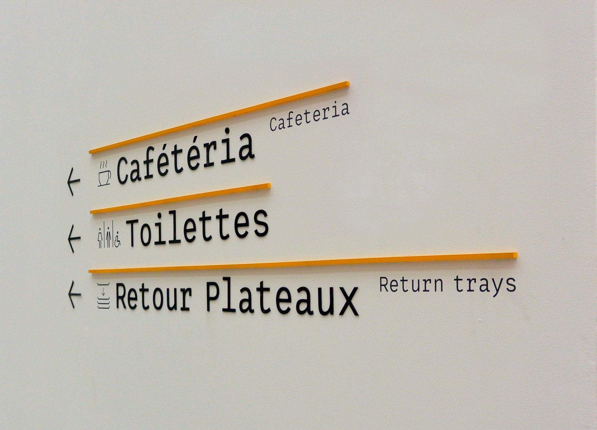 studio-weg-ecole-centralesupelec_ecole-centralesupelec-signaletique-studio_weg_01.jpg