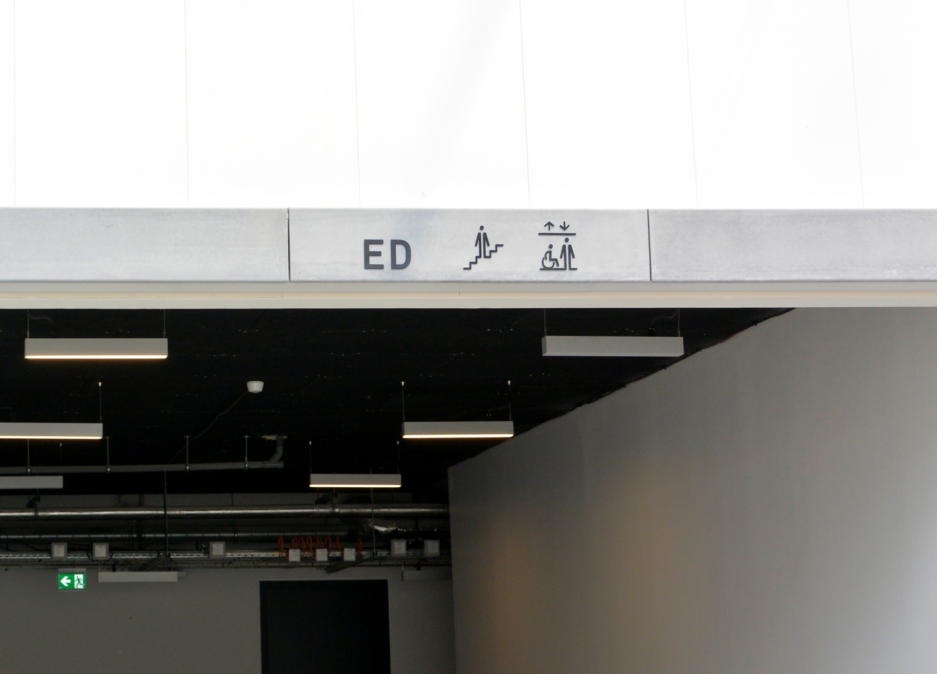 studio-weg-ecole-centralesupelec_ecole-centralesupelec-signaletique-studio_weg_17.jpg