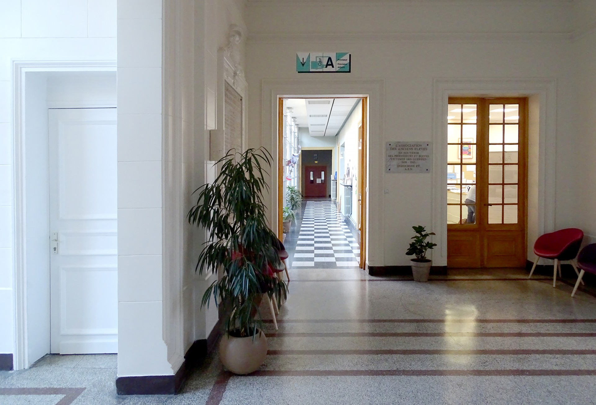 studio-weg-lycee-paul-hazard_signaletique-lycee-paul-hazard-armentieres-studio_weg-20.jpg