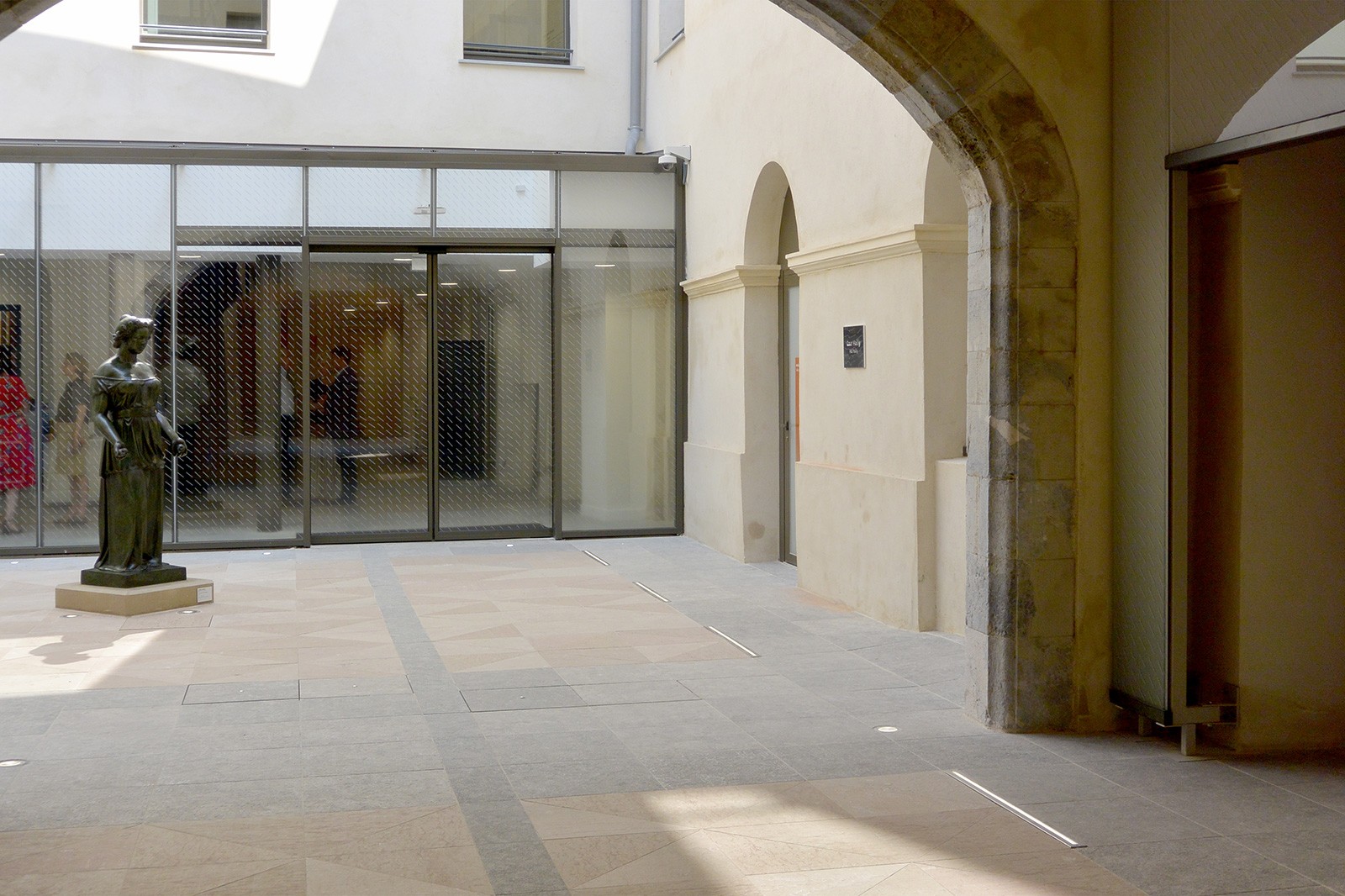 studio-weg-musee-dart-hyacinthe-rigaud_signaletique-musee-art-perpignan-studio-weg-04.jpg
