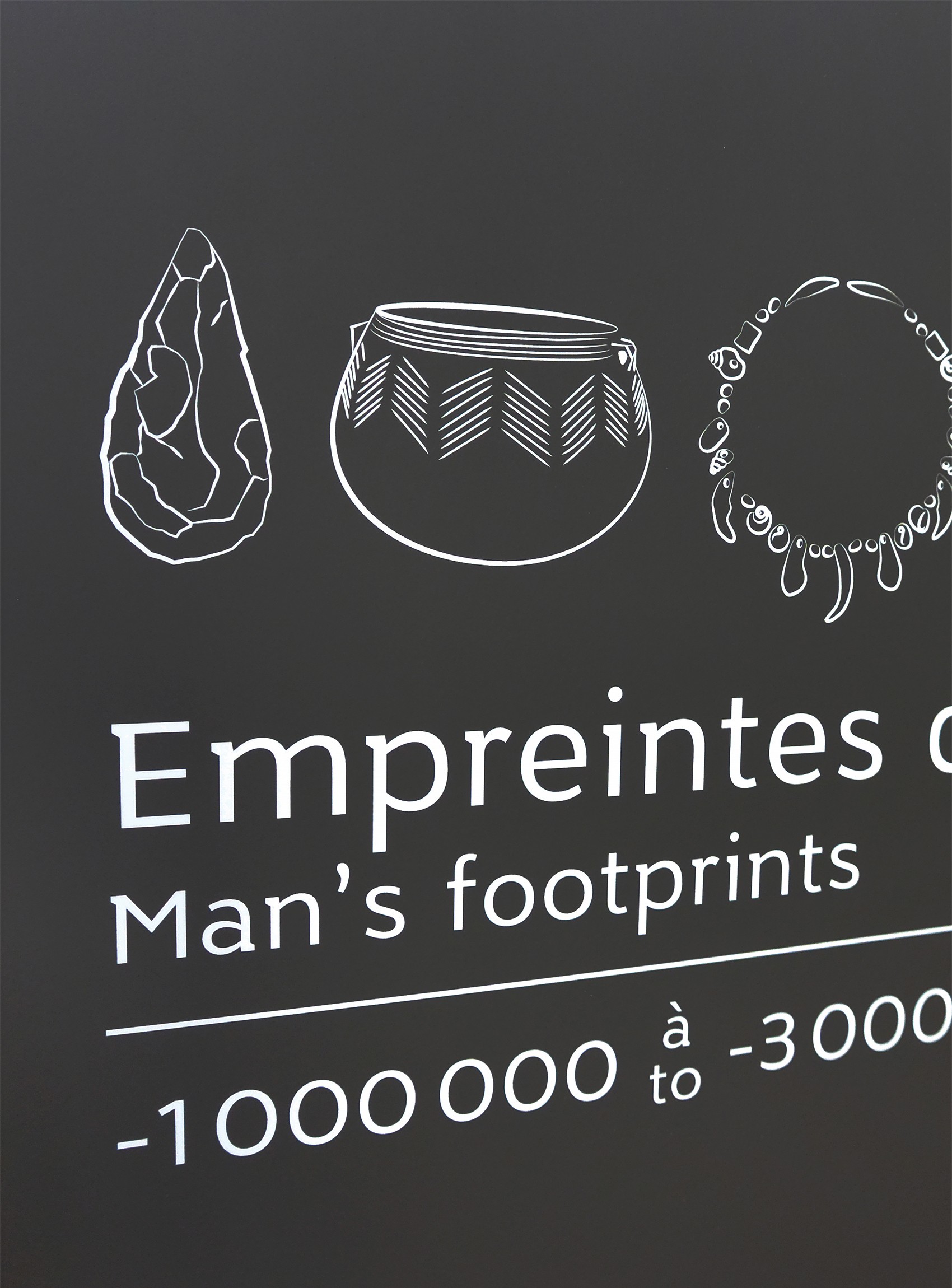 studio-weg-musee-de-lodeve_lodeve-signaletique-studio_weg_12.jpg