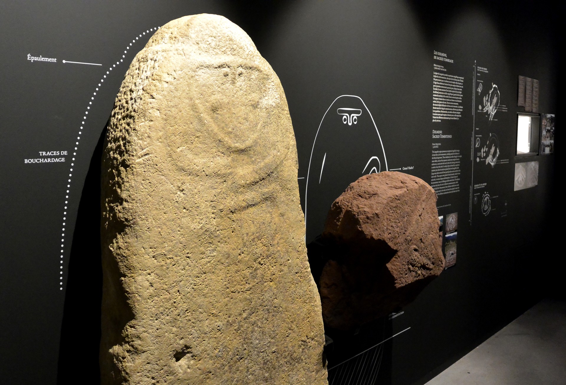 studio-weg-musee-de-lodeve_lodeve-graphisme-exposition-archeologie-studio_weg_09.jpg